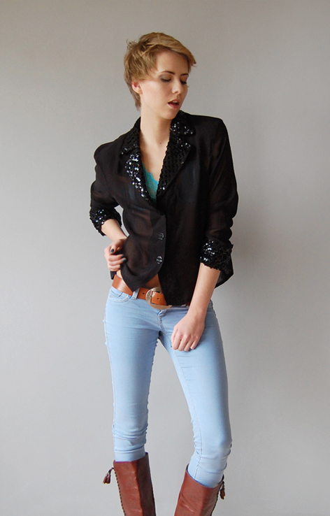 Przezroczysta bluzka z cekinami