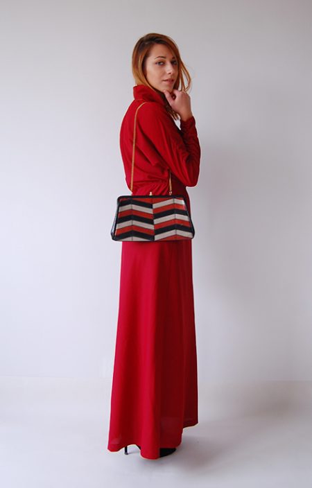 Maxi sukienka z kołnierzykiem