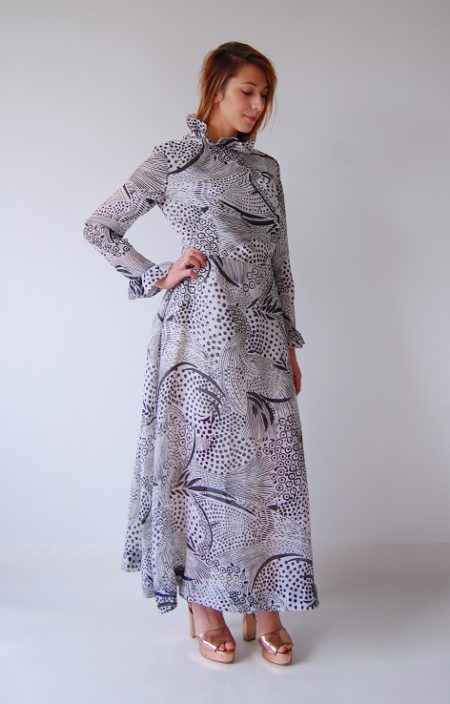 Maxi wzorzysta sukienka lata 60.