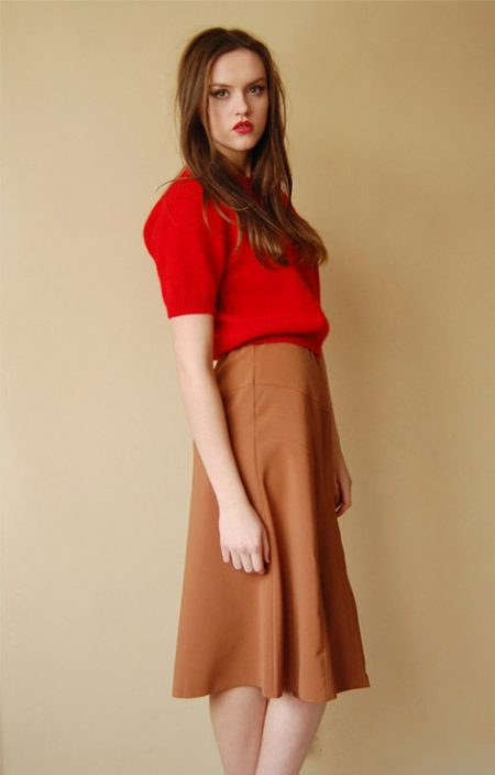 Karmelowa spódnica retro