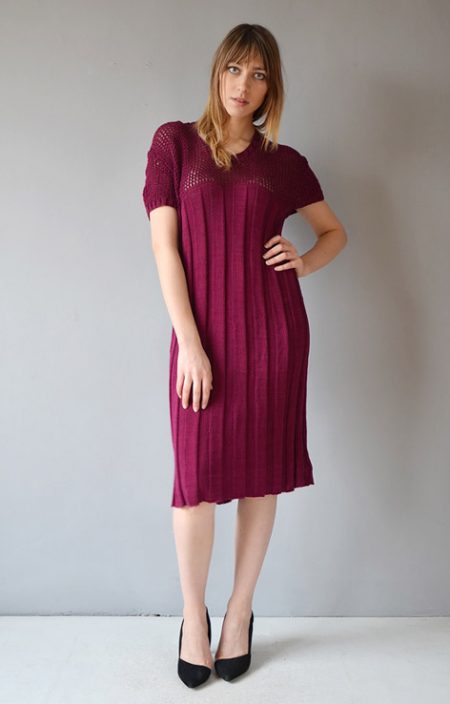 Ciepła dopasowana sukienka